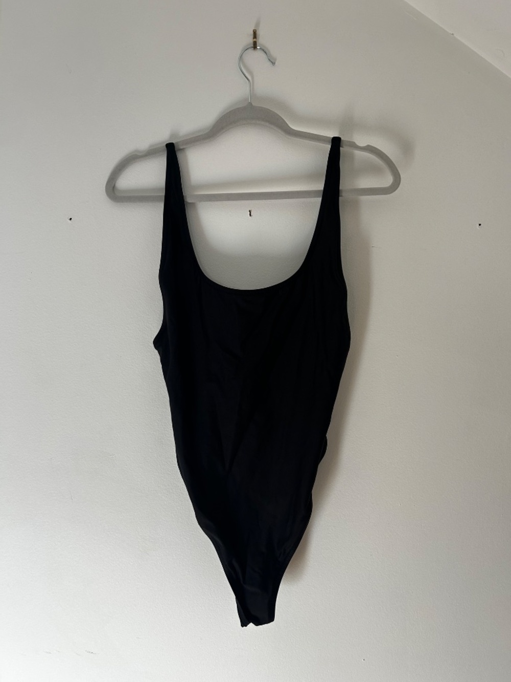 SKIMS One Piece Swimsuit Black Scoop Neck Large - Picture 3 of 4